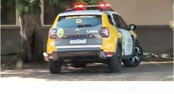 Populares impede homem de fugir com produtos furtados no centro de Assis Chateaubriand