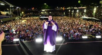 Padre Reginaldo Manzotti volta a atrair multidão na arena da Expo Umuarama