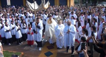 Corpus Christi foi celebrado em Assis Chateaubriand com a união de duas igrejas; Veja o vídeo