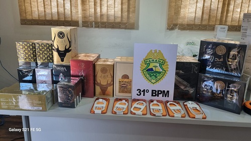 Durante abordagem no terminal rodoviário, PM apreende contrabando do Paraguai em Assis Chateaubriand