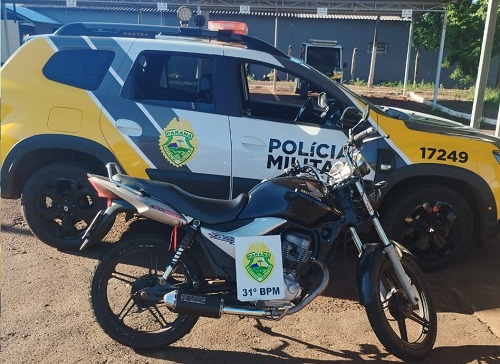 PM apreende motocicleta durante abordagem em Assis Chateaubriand