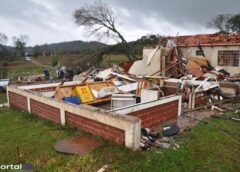 Suposto tornado causa destruição em área rural de Iporã (PR) e deixa família desalojada