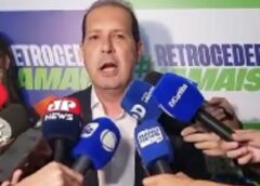 Micheletto oficializa desfiliação do PL; todos os 53 prefeitos filiados também deixaram partido no Paraná