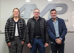 Prefeito Xandão, de Corumbataí do Sul, visita AMP