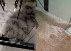 Granizo invade casa após temporal no Paraná