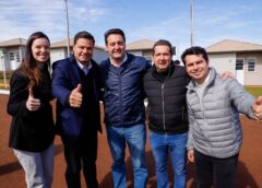 Ratinho Junior e Marcel Micheletto assinam ordem de serviço para novo hospital