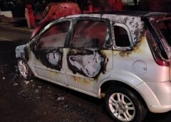 Carro que pegou fogo em Assis Chateaubriand apresentou falha mecânica segundo a PM