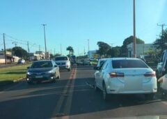 Motorista com sinais de embriaguez é encaminhado à delegacia após acidente na Avenida Dom Pedro II, em Assis Chateaubriand